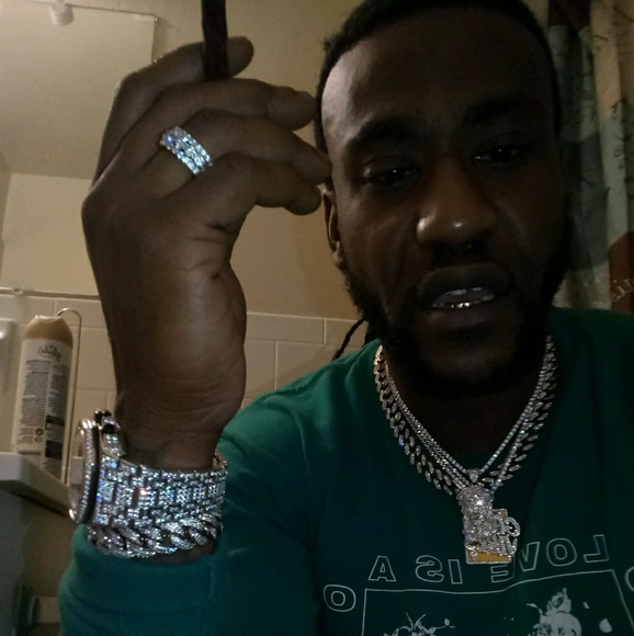 Meet your Posher, Aaron - Picture 1 of 1